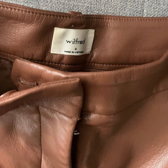 Aritzia Wilfred Limerick Short 5" - Picture 5 of 6